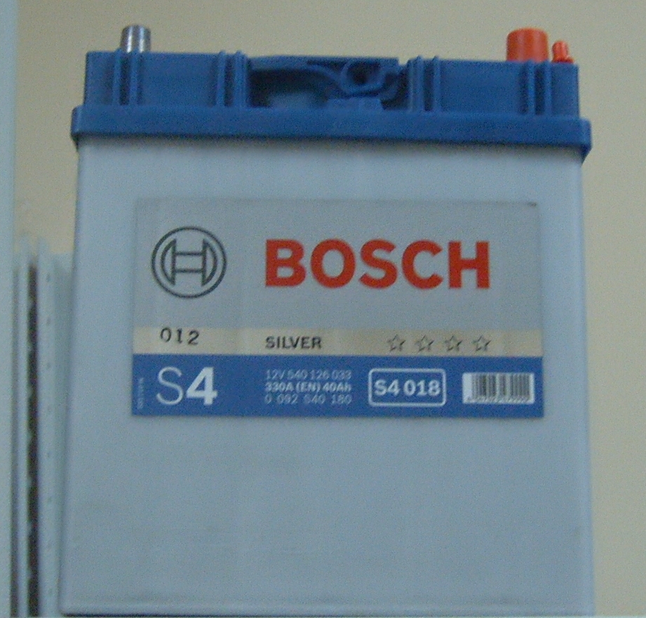 Μπαταρία Bosch S4018 40AH